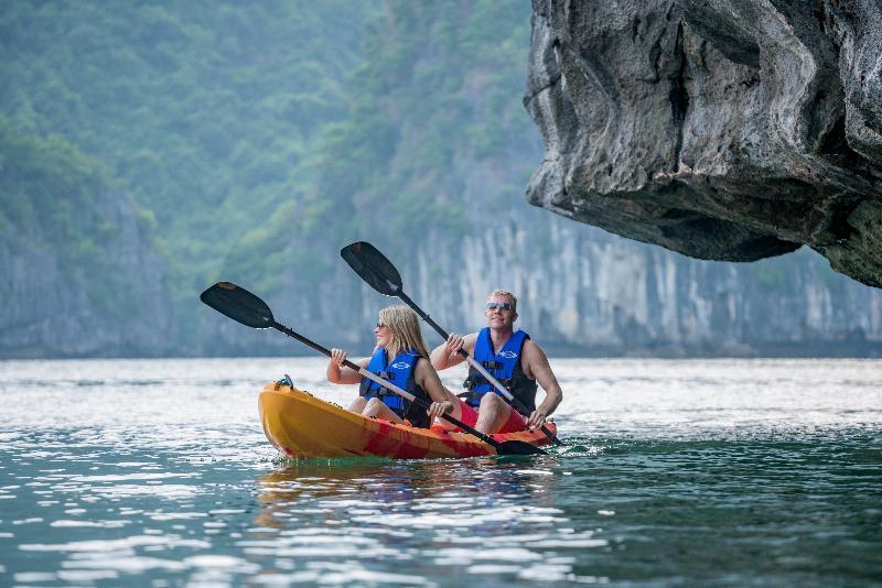 Heritage Line Ylang Cruise - Halong Bay & Lan Ha Bay Ha Long Exterior foto