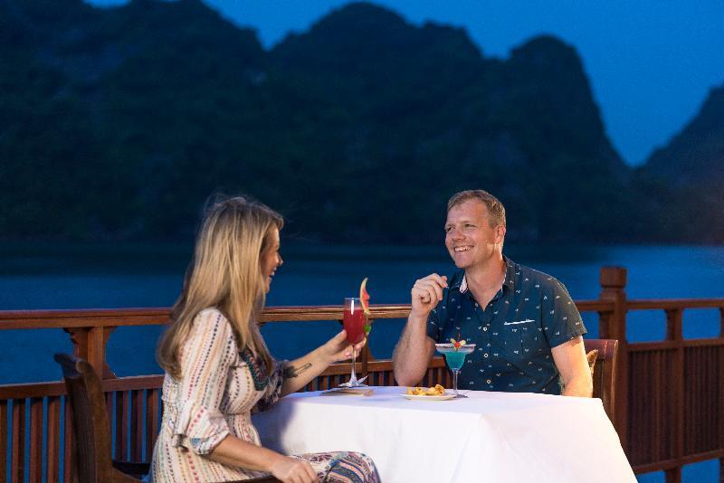 Heritage Line Ylang Cruise - Halong Bay & Lan Ha Bay Ha Long Exterior foto